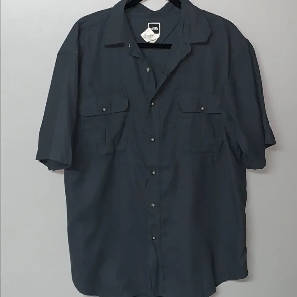 GUC MEN’S THE NORTH FACE SHORT SLEEVED SHIRT